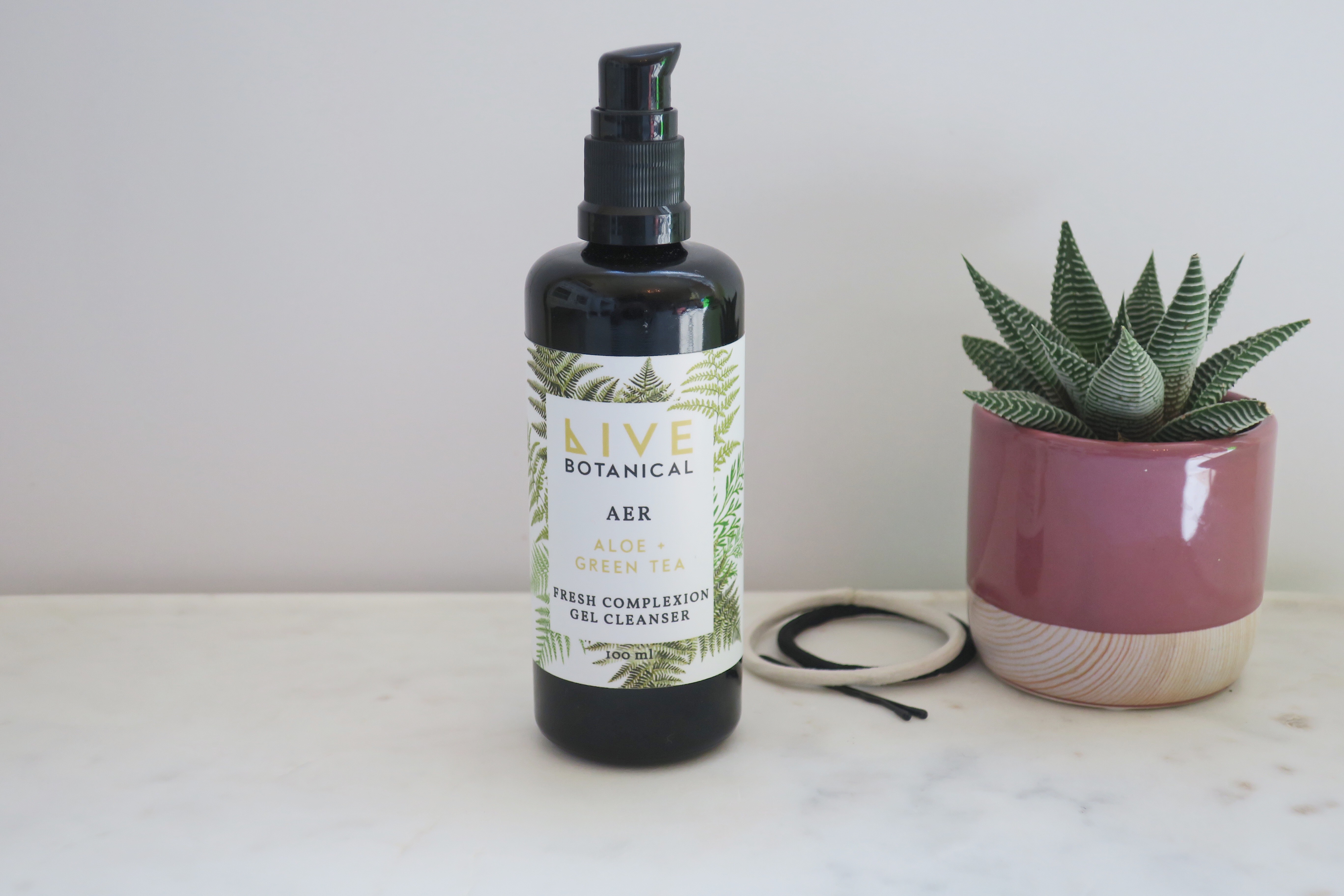 Spring Skincare live botanical AER gel cleanser